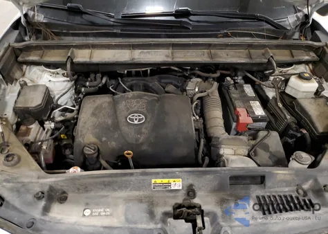 2020 Toyota Highlander Xle z USA, uszkodzony, nr VIN 5TDGZRBH8LS510853